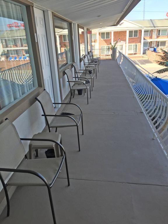 Pyramid Resort Motel Wildwood Crest Exterior photo